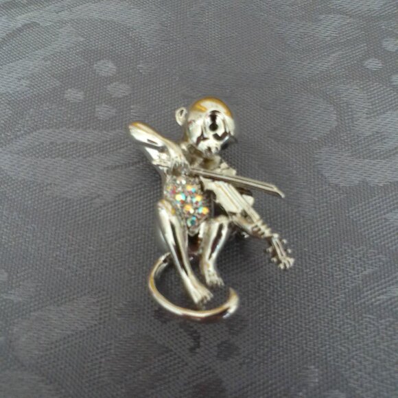 Silver Monkey playing Violin Brooch Pin with black & crystal rhinestone, fashion - Picture 7 of 8